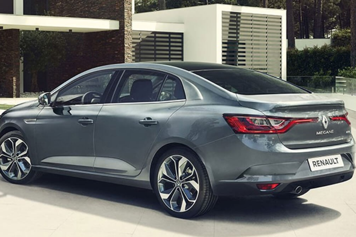Renault Megane Sedan mı Hatchback mi? Hangi Kasa Tipi Sizin İçin Uygun?